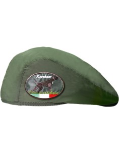 Coppola verde con il patch...